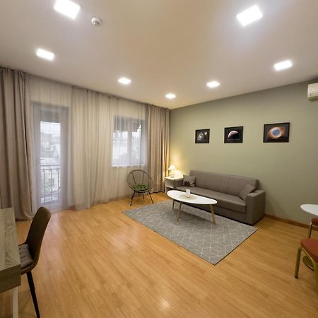 Rest Apartments By Nava Hotel Yerevan Exterior foto