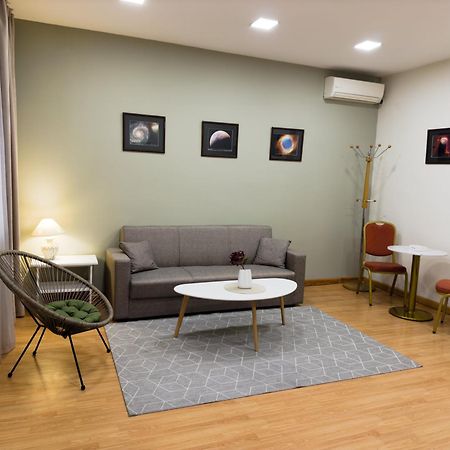 Rest Apartments By Nava Hotel Yerevan Exterior foto